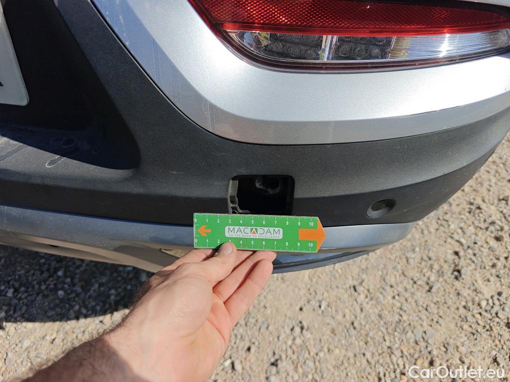  Renault  Kadjar RENAULT  / 2019 / 5P / crossover Zen GPF TCe 103kW (140CV) EDC #24