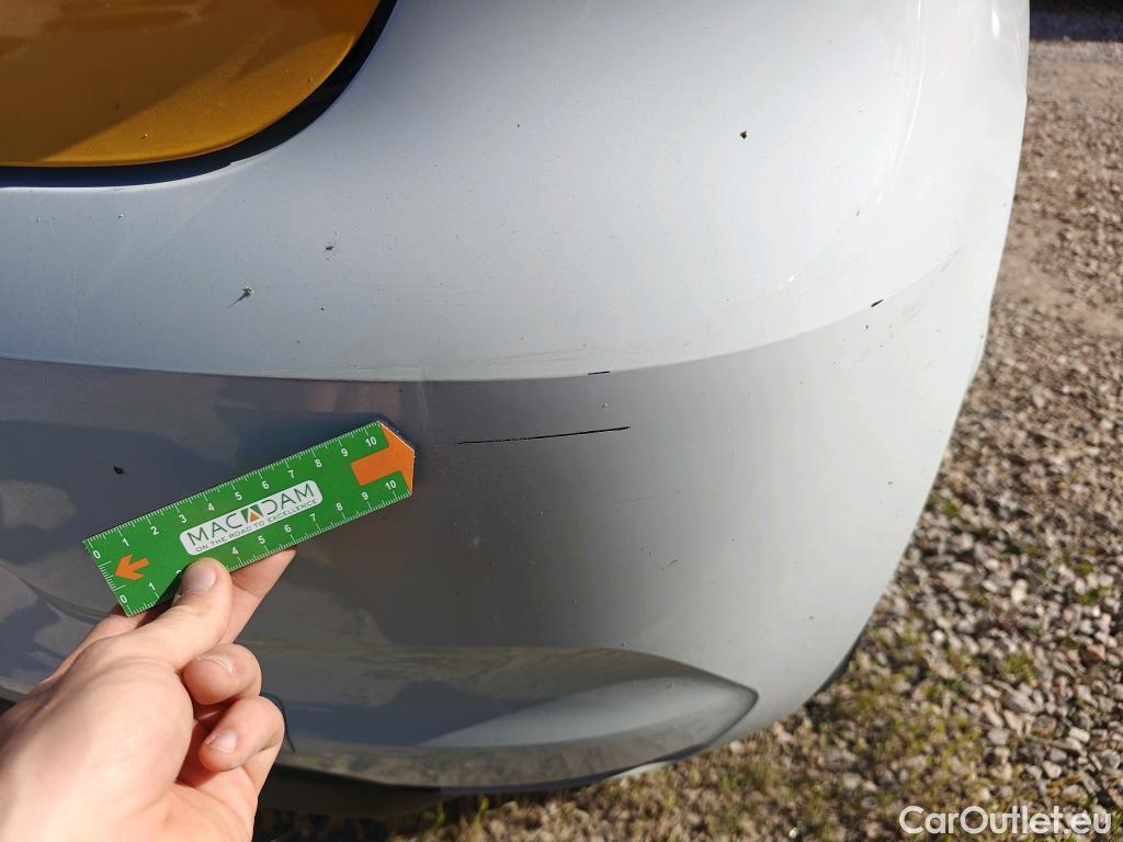  Renault  Clio RENAULT  / 2019 / 5P / berlina con portón Business Blue dCi 74kW (100CV) #48