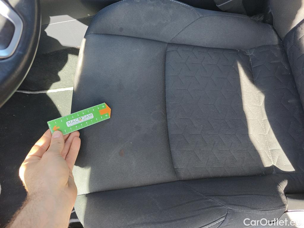  Toyota  Corolla TOYOTA  / 2019 / 5P / familiar 1.8 125H ACTIVE TECH E-CVT TOU SPORT #5