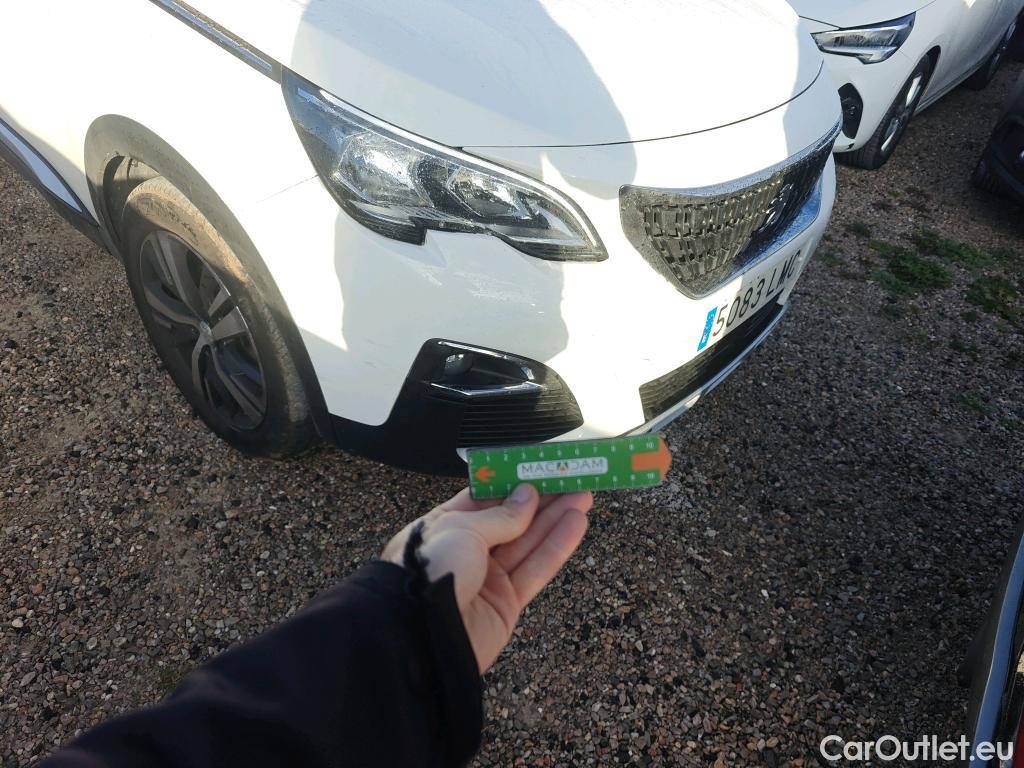  Peugeot  5008 PEUGEOT  / 2017 / 5P / todoterreno Allure 1.5L BlueHDi 96kW (130CV) S&S #82