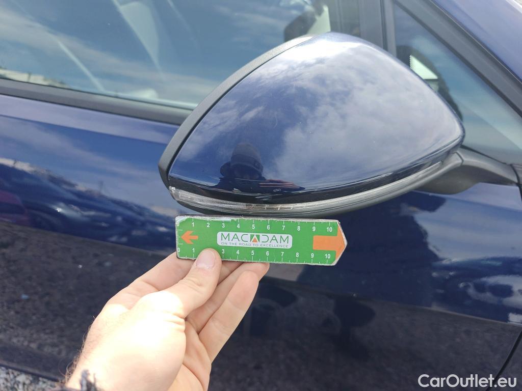  Volkswagen  Golf  VOLKSWAGEN / 2016 / 5P / berlina con portón Ready2Go 1.0 TSI 85kW (115CV) #36