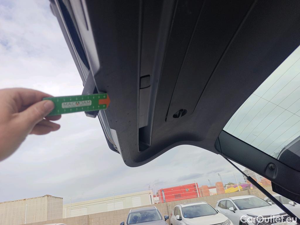  Volvo  XC 40 VOLVO XC40 / 2017 / 5P / todoterreno 1.5 T2 Momentum Core Auto #3