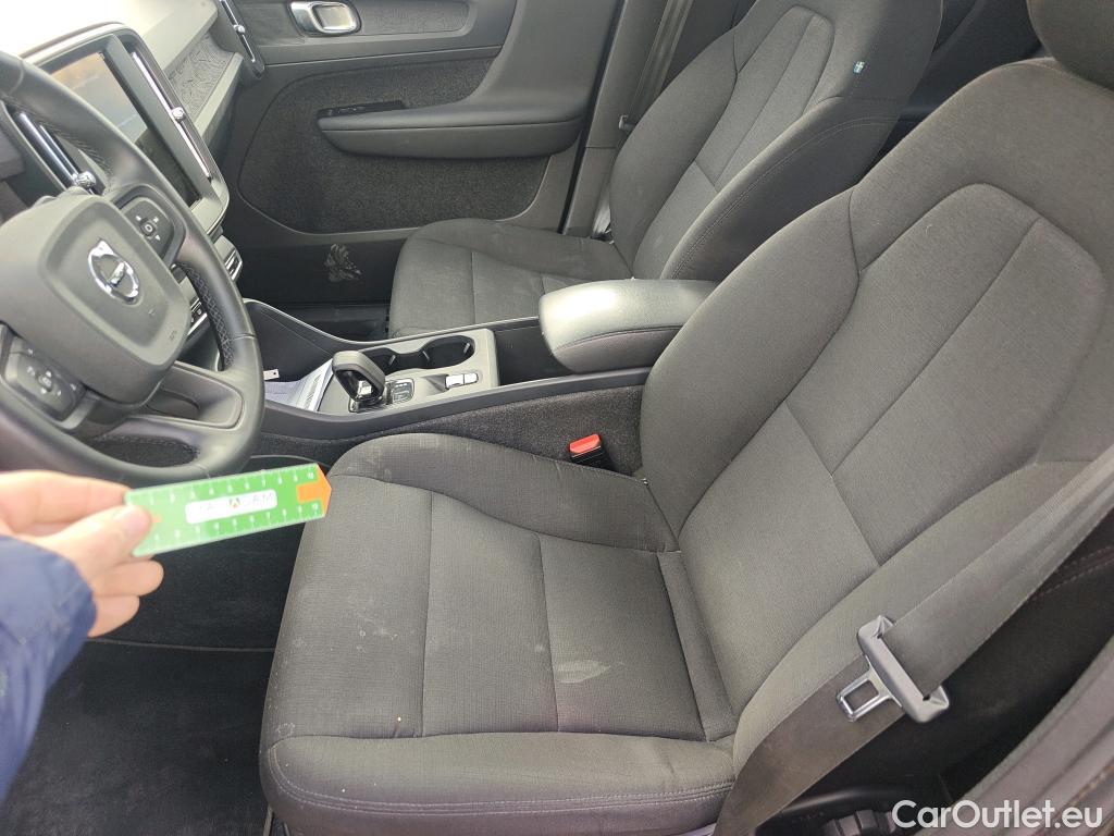  Volvo  XC 40 VOLVO XC40 / 2017 / 5P / todoterreno 1.5 T2 Momentum Core Auto #2