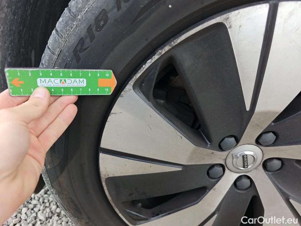  Volvo  XC 40 VOLVO XC40 / 2017 / 5P / todoterreno 1.5 T4 Twin Recharge Inscription Ex Auto #8