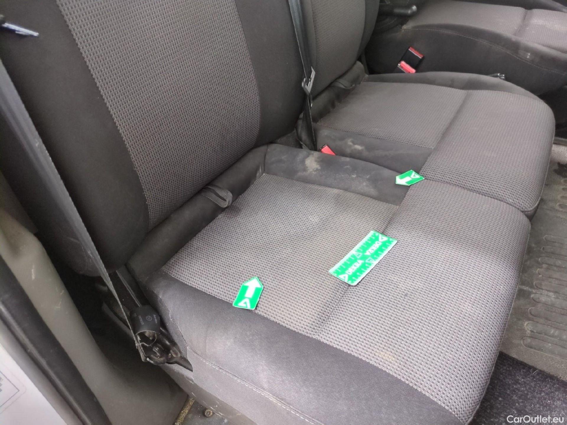  Renault  Master  III Fourgon L3H2 3 5 Grand Confort dCi 135CV BVM6 E6dT #13