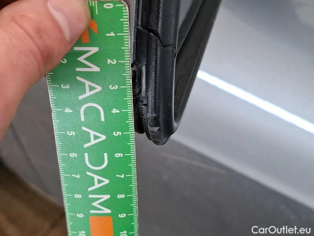  Bmw  Serie 1 BMW Série 1 / 2019 / 5P / Berline 116i DKG7 Business Design #4