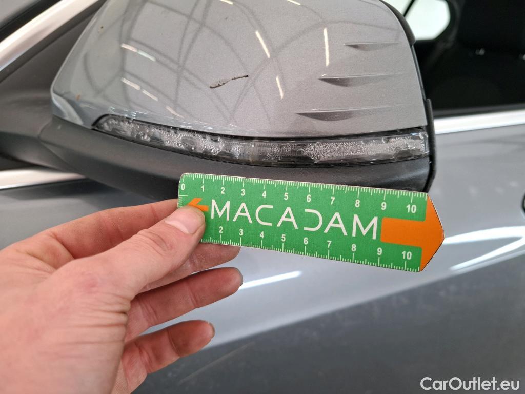  Bmw  Serie 1 BMW Série 1 / 2019 / 5P / Berline 116i DKG7 Business Design #9