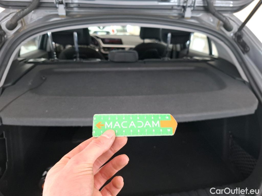  Bmw  Serie 1 BMW Série 1 / 2019 / 5P / Berline 116i DKG7 Business Design #13