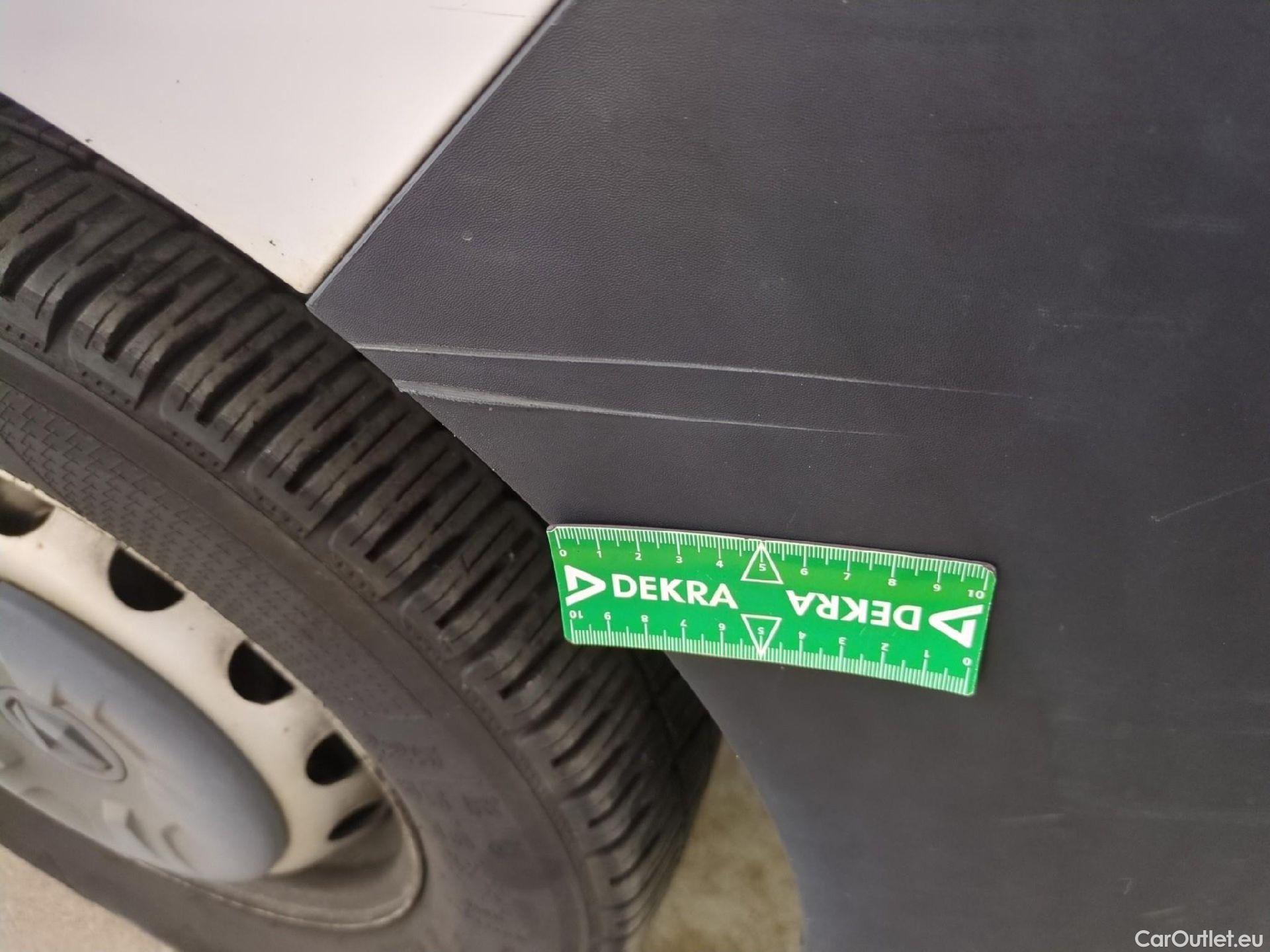  Renault  Master  III Fourgon L3H2 3 5 Grand Confort dCi 135CV BVM6 E6dT #35