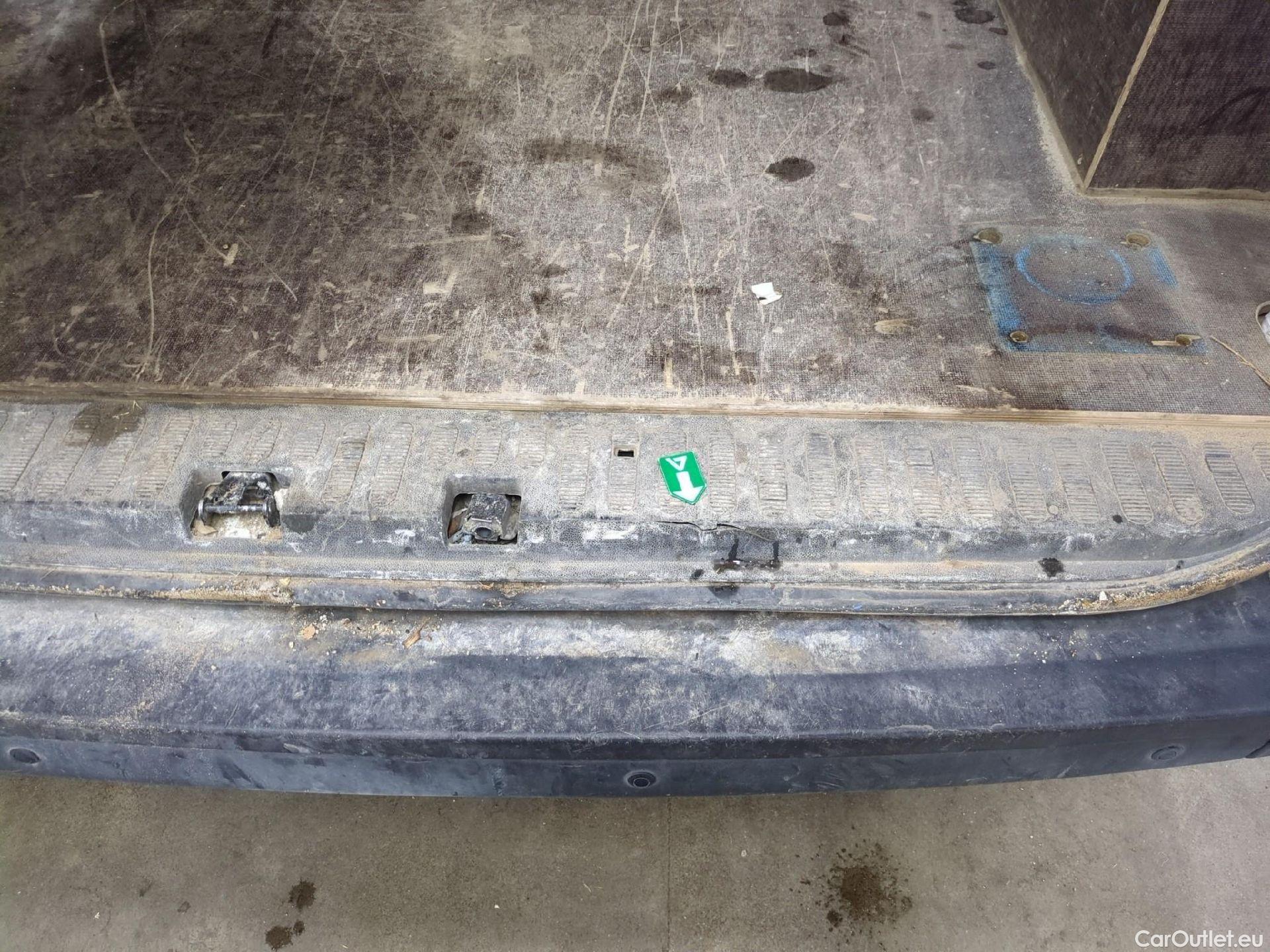  Renault  Master  III Fourgon L3H2 3 5 Grand Confort dCi 135CV BVM6 E6dT #9