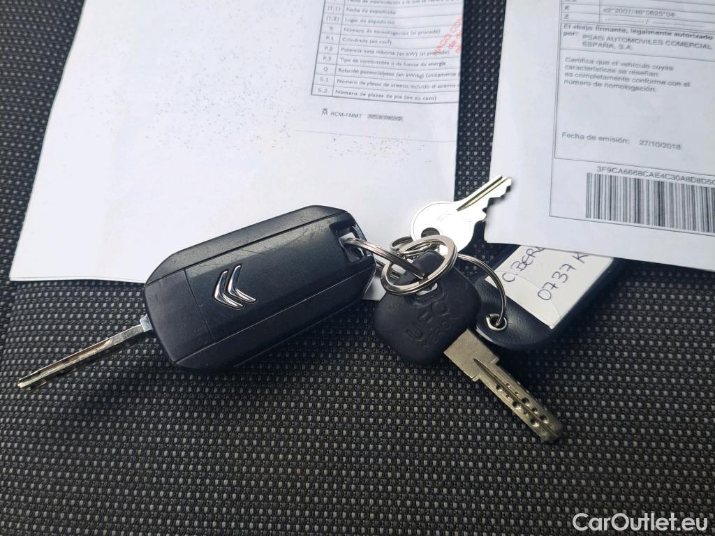  Citroen  Berlingo CITROEN  / 2018 / 3P / furgón derivado de turismo Talla M BlueHDi 73kW CONTROL #2