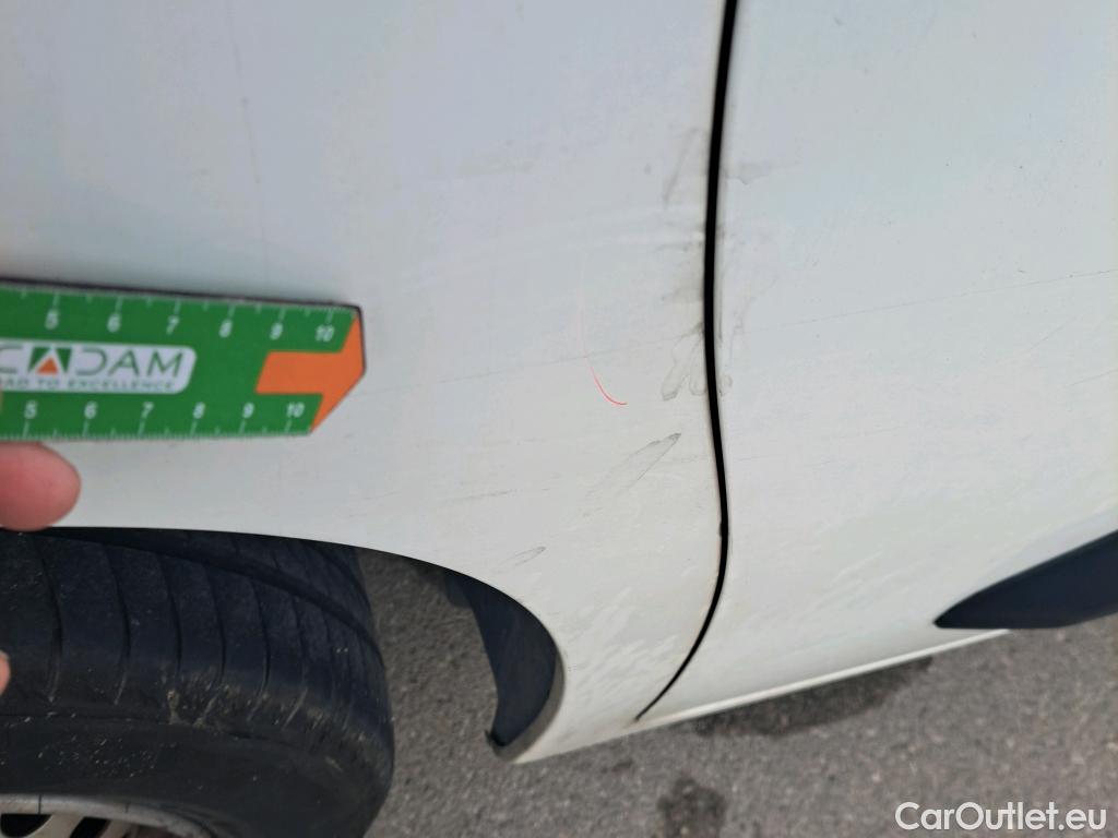  Citroen  Berlingo CITROEN  / 2018 / 3P / furgón derivado de turismo Talla M BlueHDi 73kW CONTROL #39