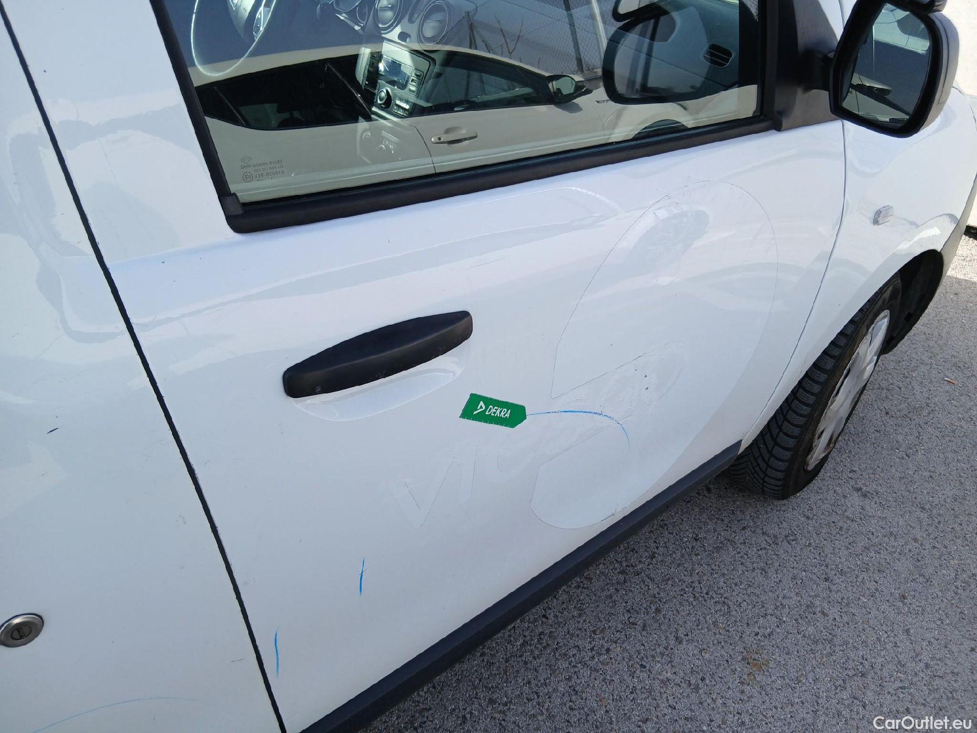  Dacia  Dokker DACIA  VU 4p 1G furgón derivado de Van Ambiance dCi 66kW (90CV) EU6 #34