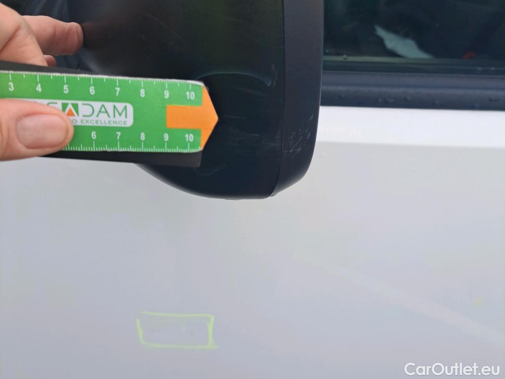  Citroen  Berlingo CITROEN  / 2018 / 4P / furgón derivado de turismo Talla M e- 50kWh CLUB #68