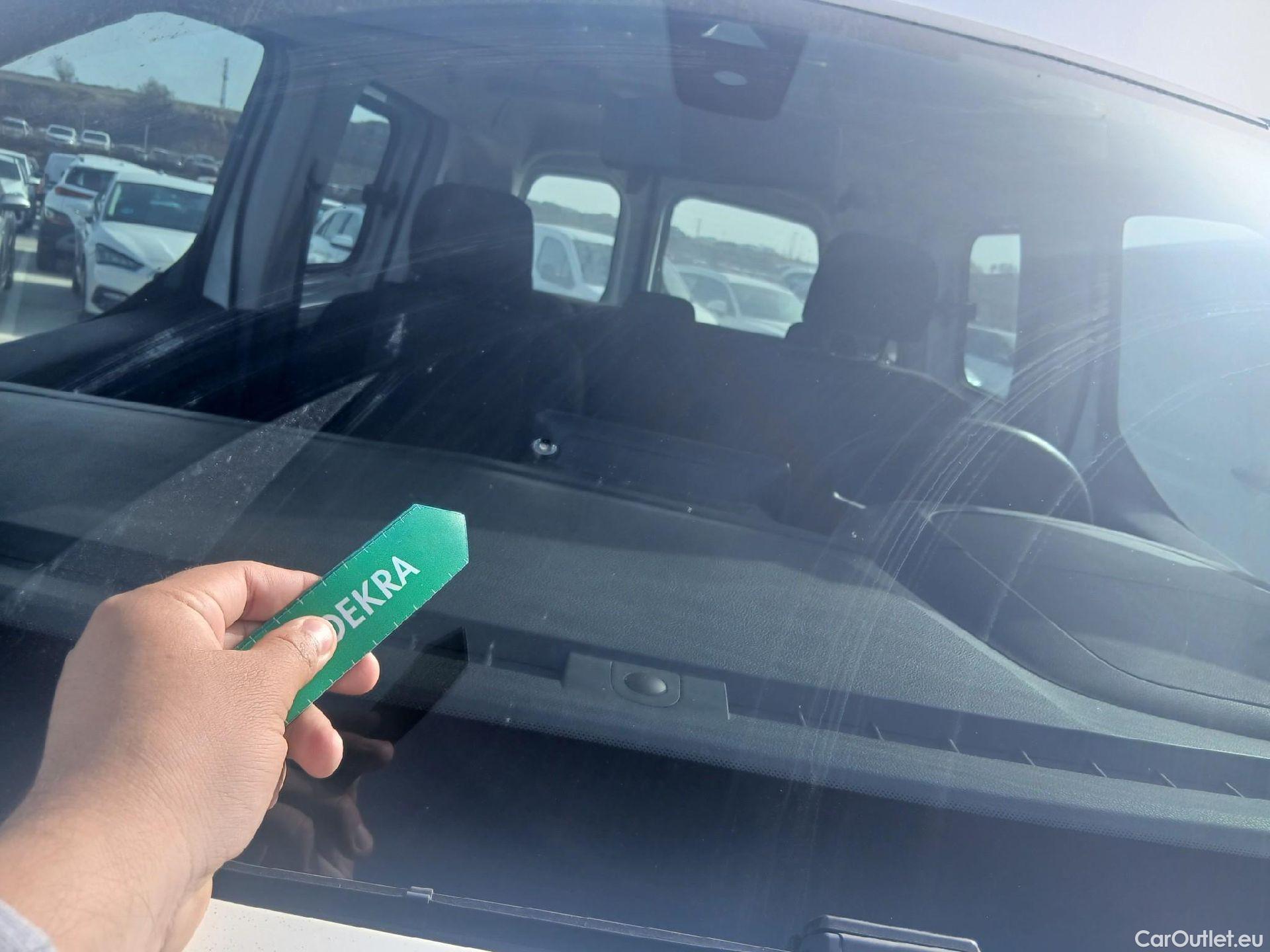  Citroen  Berlingo CITROEN  COMBI Talla M BlueHDi 100 S&S LIVE #16