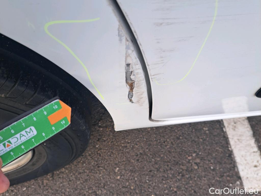  Citroen  Berlingo CITROEN  / 2018 / 4P / furgón derivado de turismo Talla M e- 50kWh CLUB #5