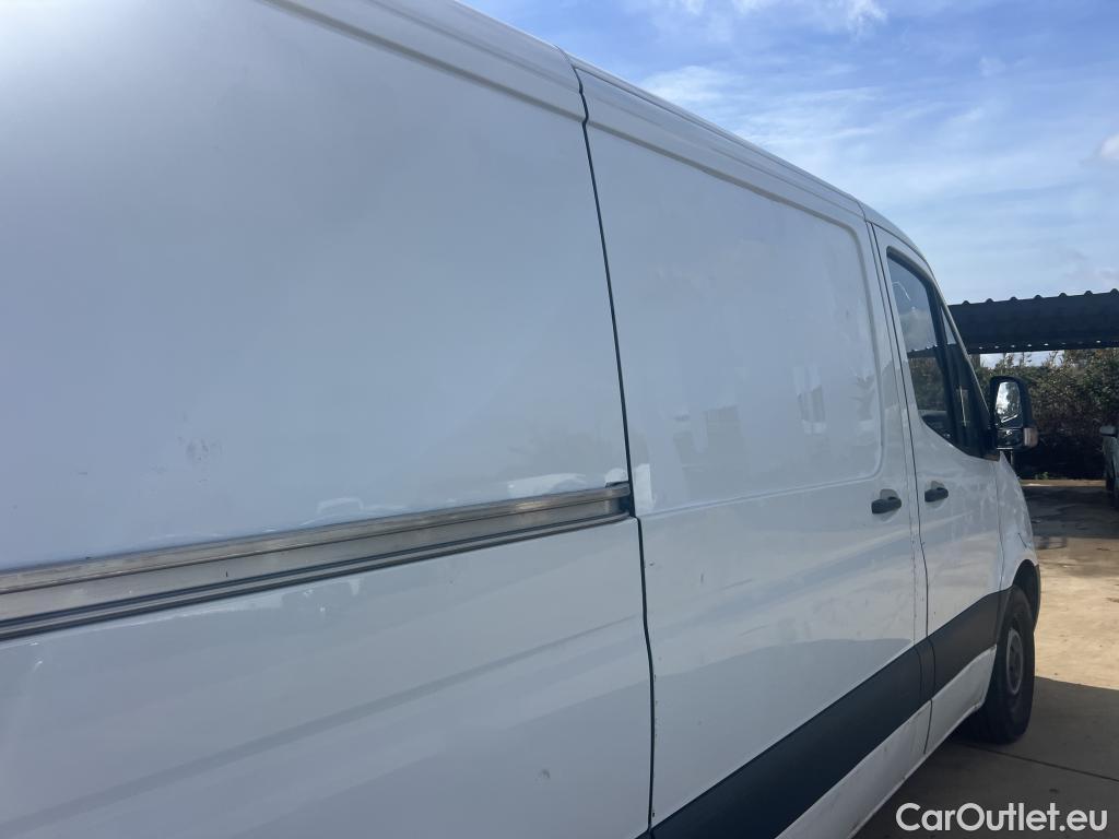  Mercedes  Sprinter MERCEDES-BENZ  / 2018 / 4P / furgón 311 CDI MEDIO 3.5T T. ALTO #14