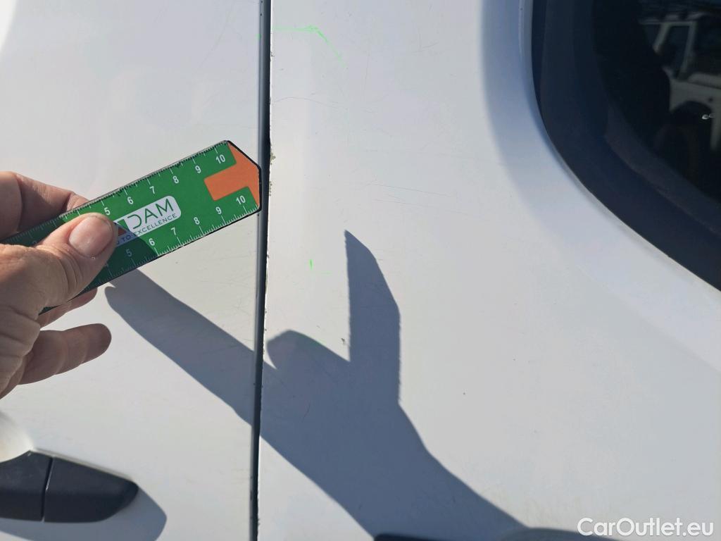  Citroen  Berlingo CITROEN  / 2018 / 3P / furgón derivado de turismo Talla M BlueHDi 100 CONTROL #22