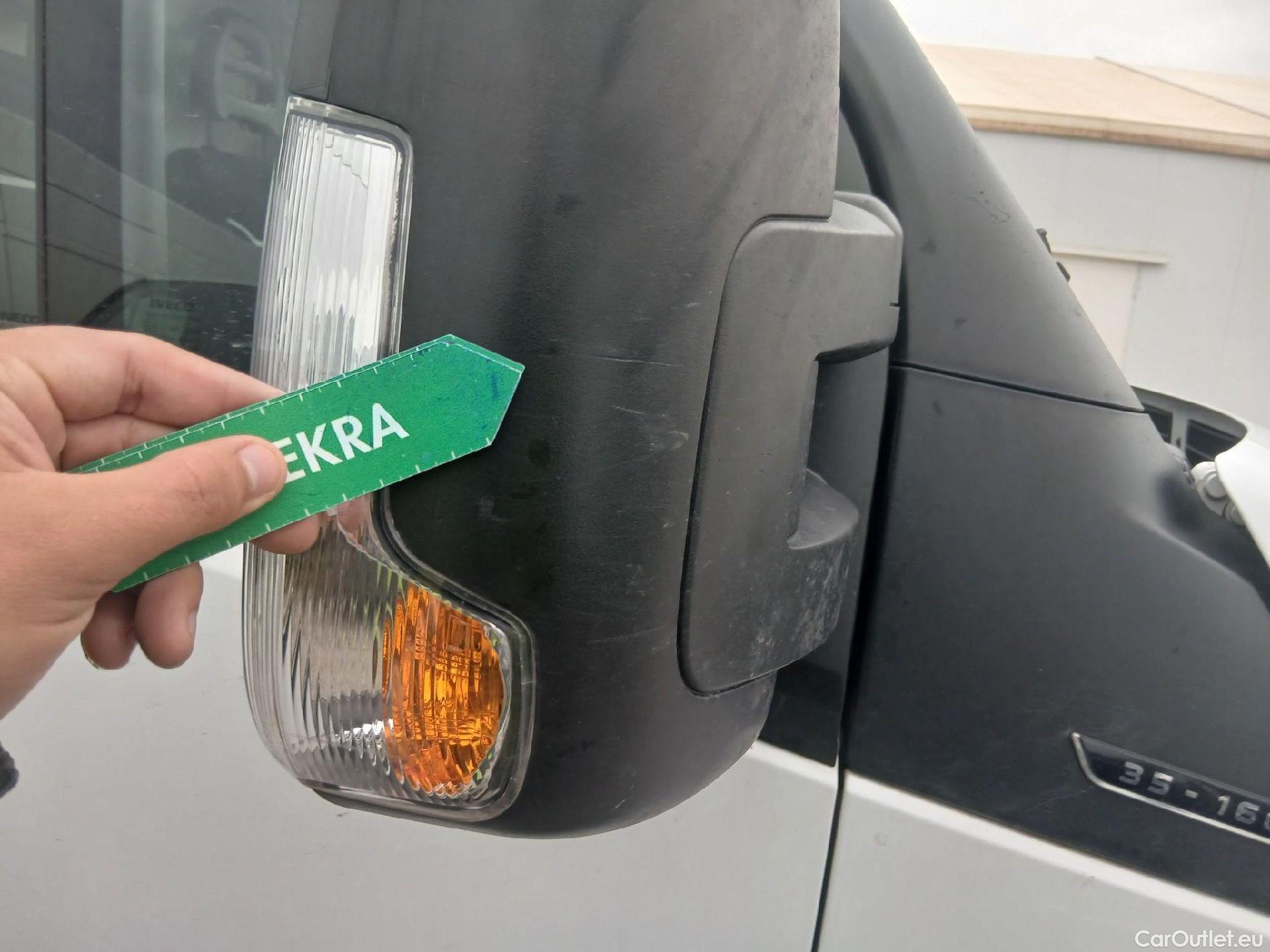  Iveco  Daily IVECO  / 2019 / 4P / furgón 2.3 TD 35S 16 V 3520L/H2 12 M3 #56