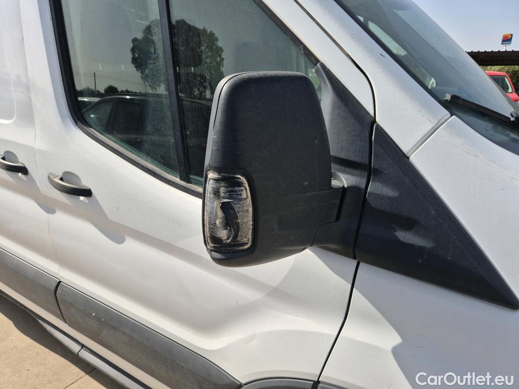  Ford  Transit FORD  / 2013 / 4P / furgón 350 96kW L3H2 Van Trend Delantera #47