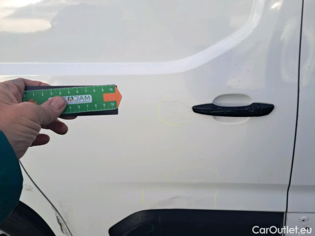  Citroen  Berlingo CITROEN  / 2018 / 4P / furgón derivado de turismo Talla M e- 50kWh CLUB #63