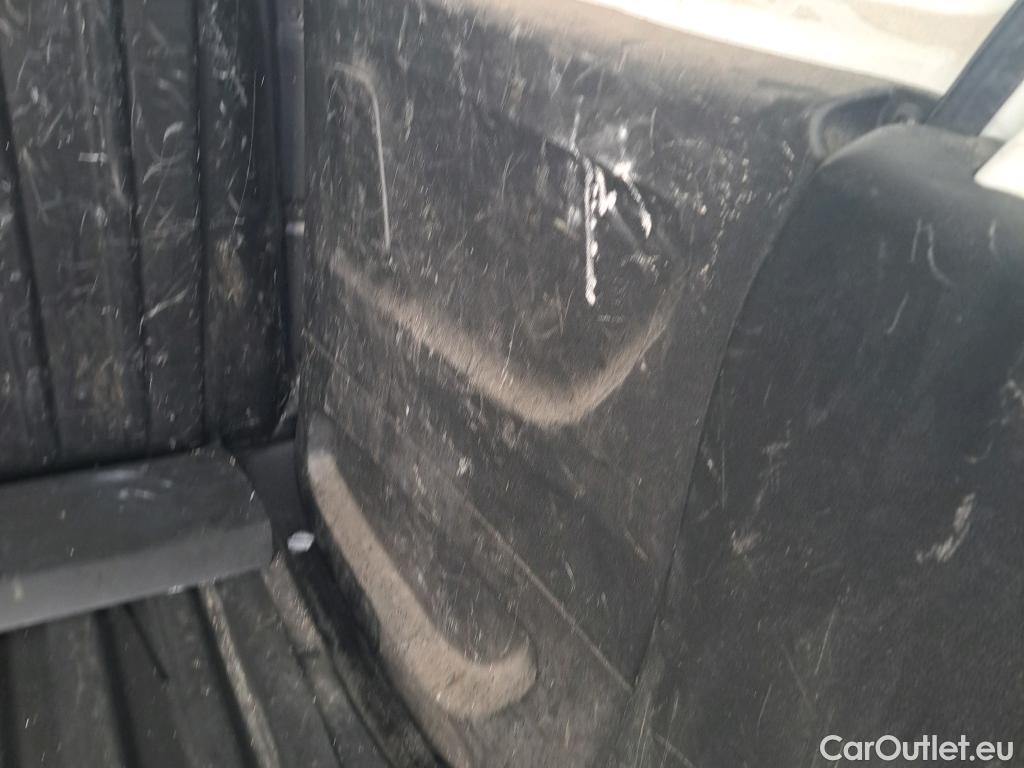  Citroen  Berlingo CITROEN  / 2018 / 4P / furgón derivado de turismo Talla M e- 50kWh CLUB #8