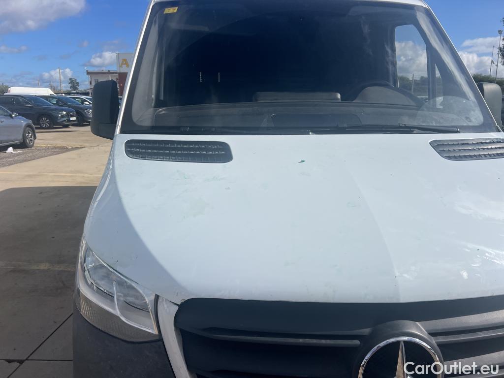  Mercedes  Sprinter MERCEDES-BENZ  / 2018 / 4P / furgón 311 CDI MEDIO 3.5T T. ALTO #15