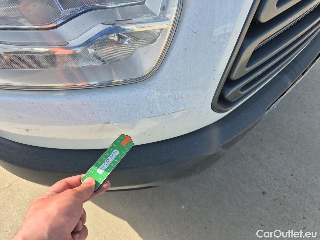  Ford  Transit FORD  / 2013 / 4P / furgón 350 96kW L3H2 Van Trend Delantera #66