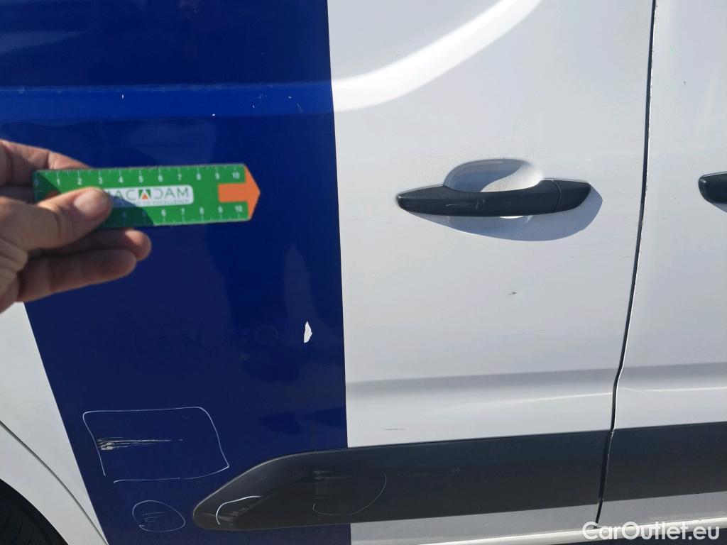  Citroen  Berlingo CITROEN  / 2018 / 3P / furgón derivado de turismo Talla M BlueHDi 100 CONTROL #13