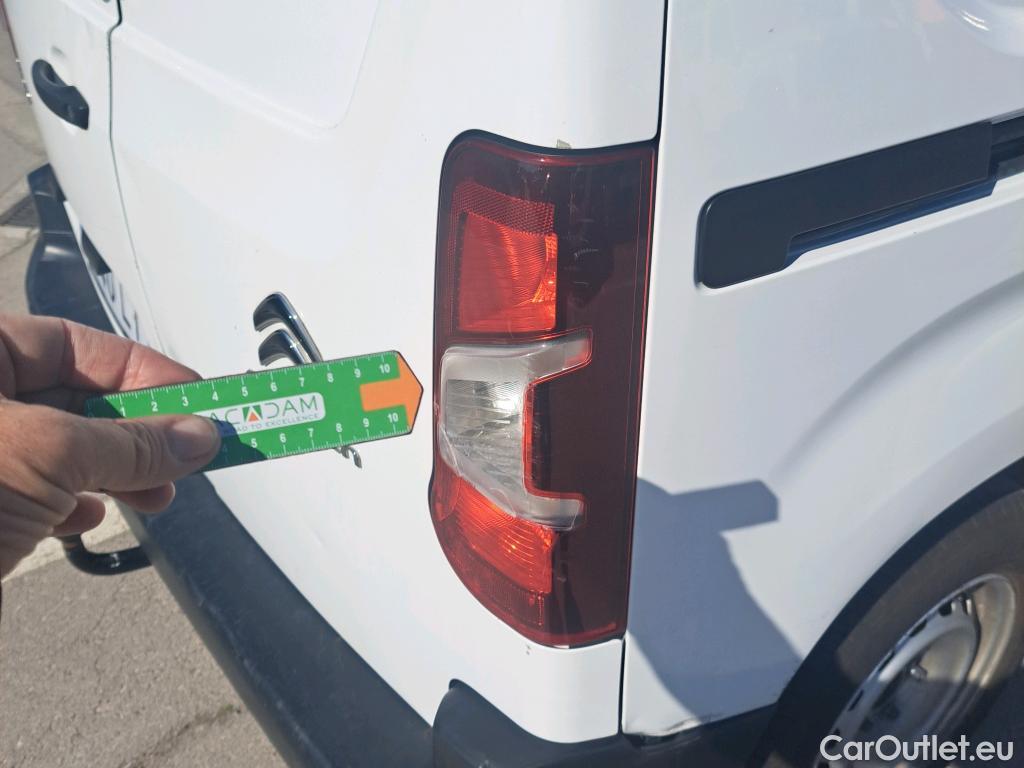  Citroen  Berlingo CITROEN  / 2018 / 3P / furgón derivado de turismo Talla M BlueHDi 100 CONTROL #15