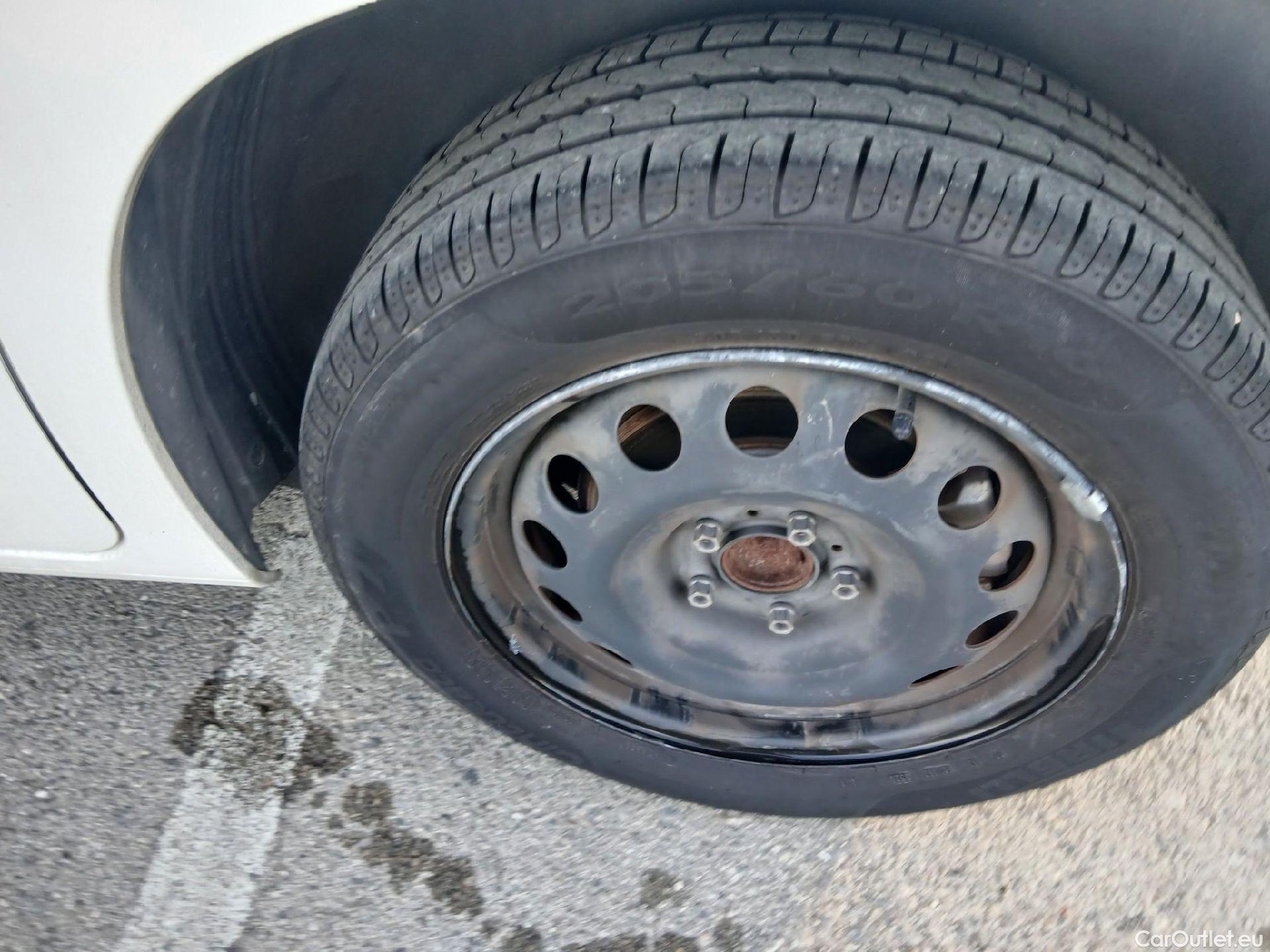  Citroen  Berlingo CITROEN  / 2018 / 5P / combi Talla M PureTech 110 S&S FEEL #13