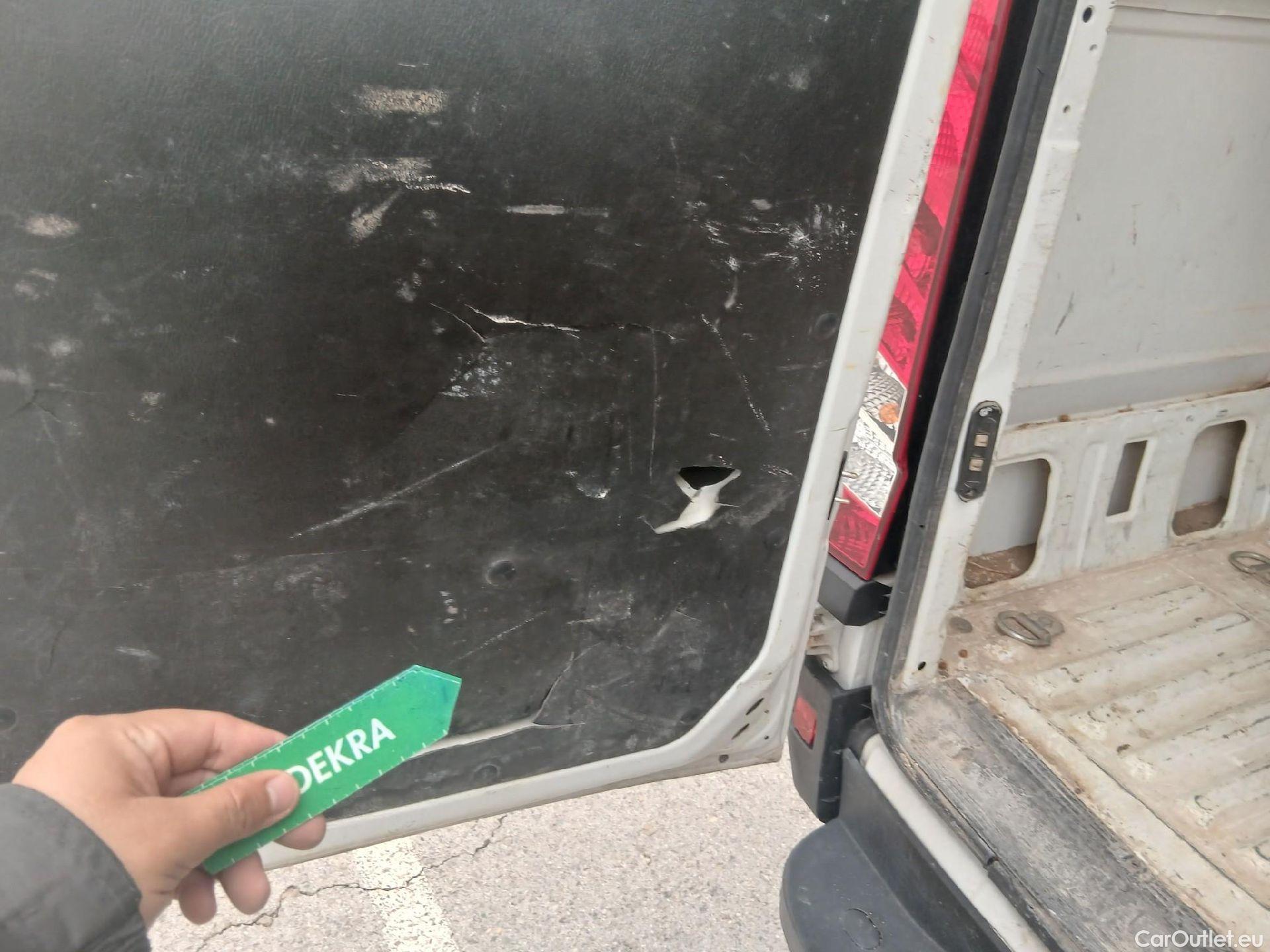  Iveco  Daily IVECO  / 2019 / 4P / furgón 2.3 TD 35S 16 V 3520L/H2 12 M3 #5