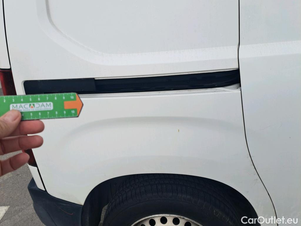  Citroen  Berlingo CITROEN  / 2018 / 3P / furgón derivado de turismo Talla M BlueHDi 73kW CONTROL #38