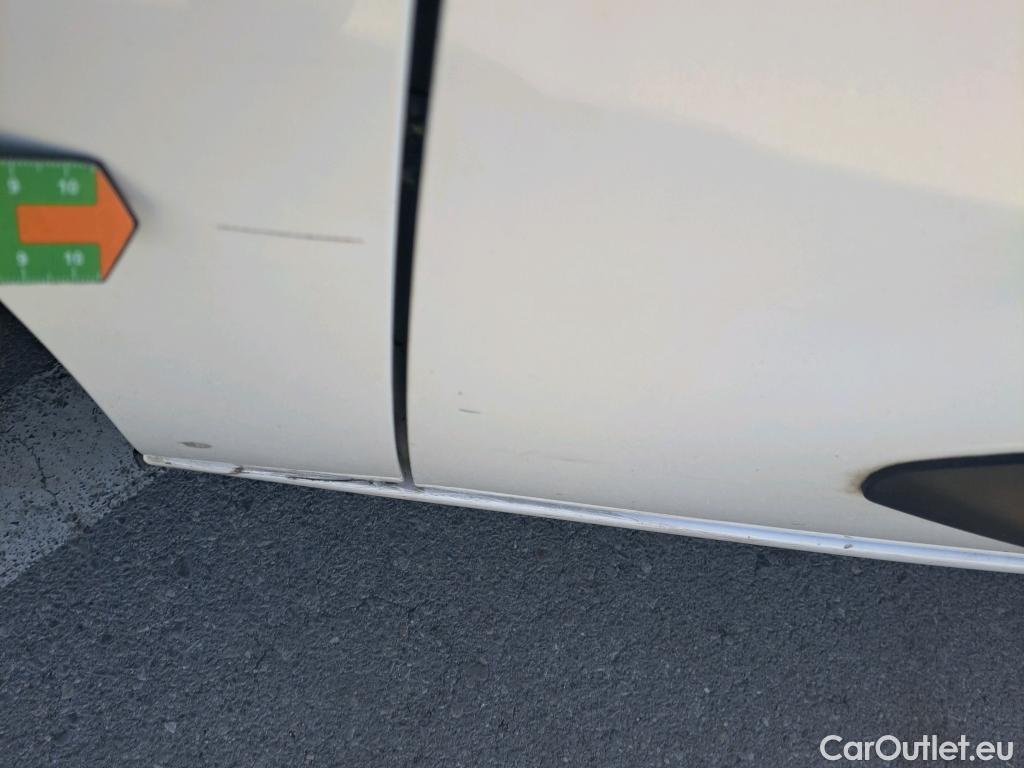  Citroen  Berlingo CITROEN  / 2018 / 3P / furgón derivado de turismo Talla M BlueHDi 100 CONTROL #64