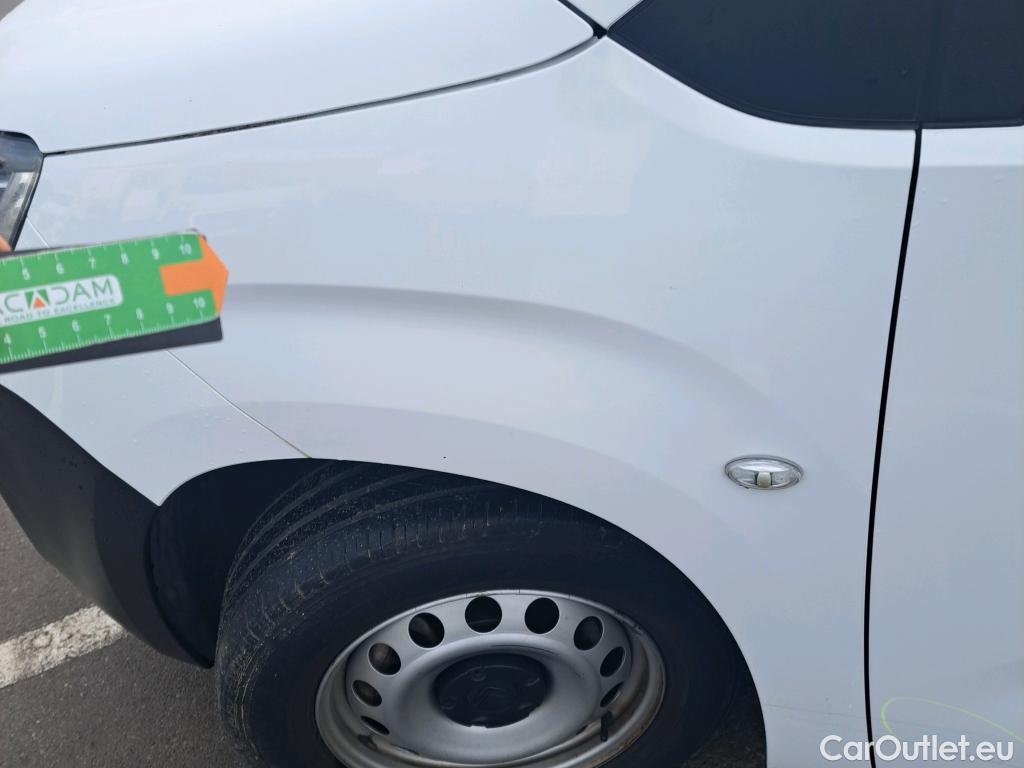  Citroen  Berlingo CITROEN  / 2018 / 4P / furgón derivado de turismo Talla M e- 50kWh CLUB #71