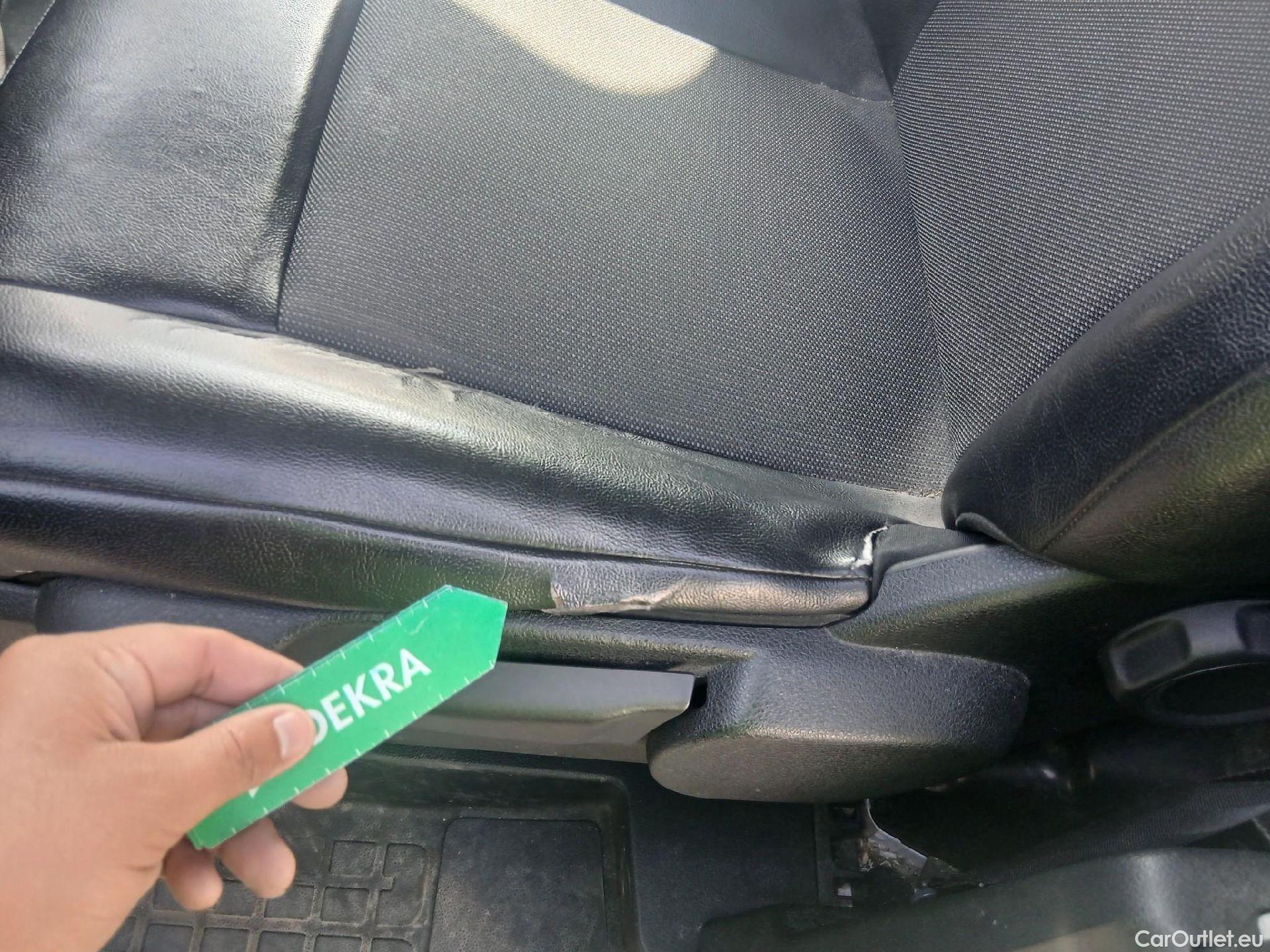  Opel  Vivaro OPEL  / 2019 / 4P / furgón 1.5 Diésel 74kW (100CV) M Std Express #9