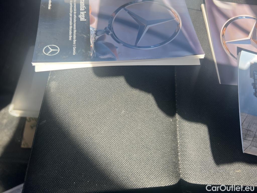  Mercedes  Sprinter MERCEDES-BENZ  / 2018 / 4P / furgón 311 CDI MEDIO 3.5T T. ALTO #33