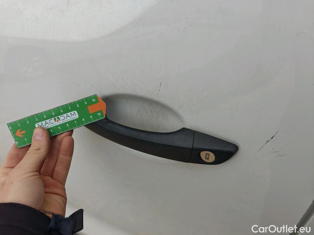  Peugeot  Expert PEUGEOT  / 2016 / 4P / furgón Furgón Premium 1.5 BlueHDi 100 Standard (AC) #30