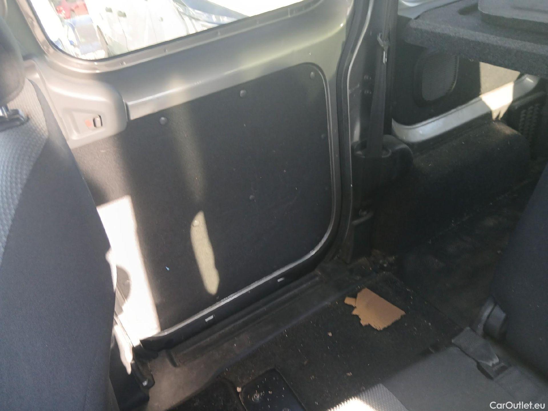  Nissan  NV200 NISSAN  / 2009 / 5P / combi Combi 5 1.5dCi 66kW (90CV) COMFORT Portó #6