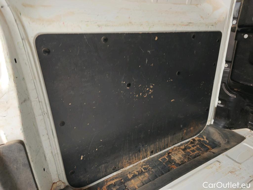  Peugeot  Expert PEUGEOT  / 2016 / 4P / furgón Furgón Premium 1.5 BlueHDi 100 Standard (AC) #65