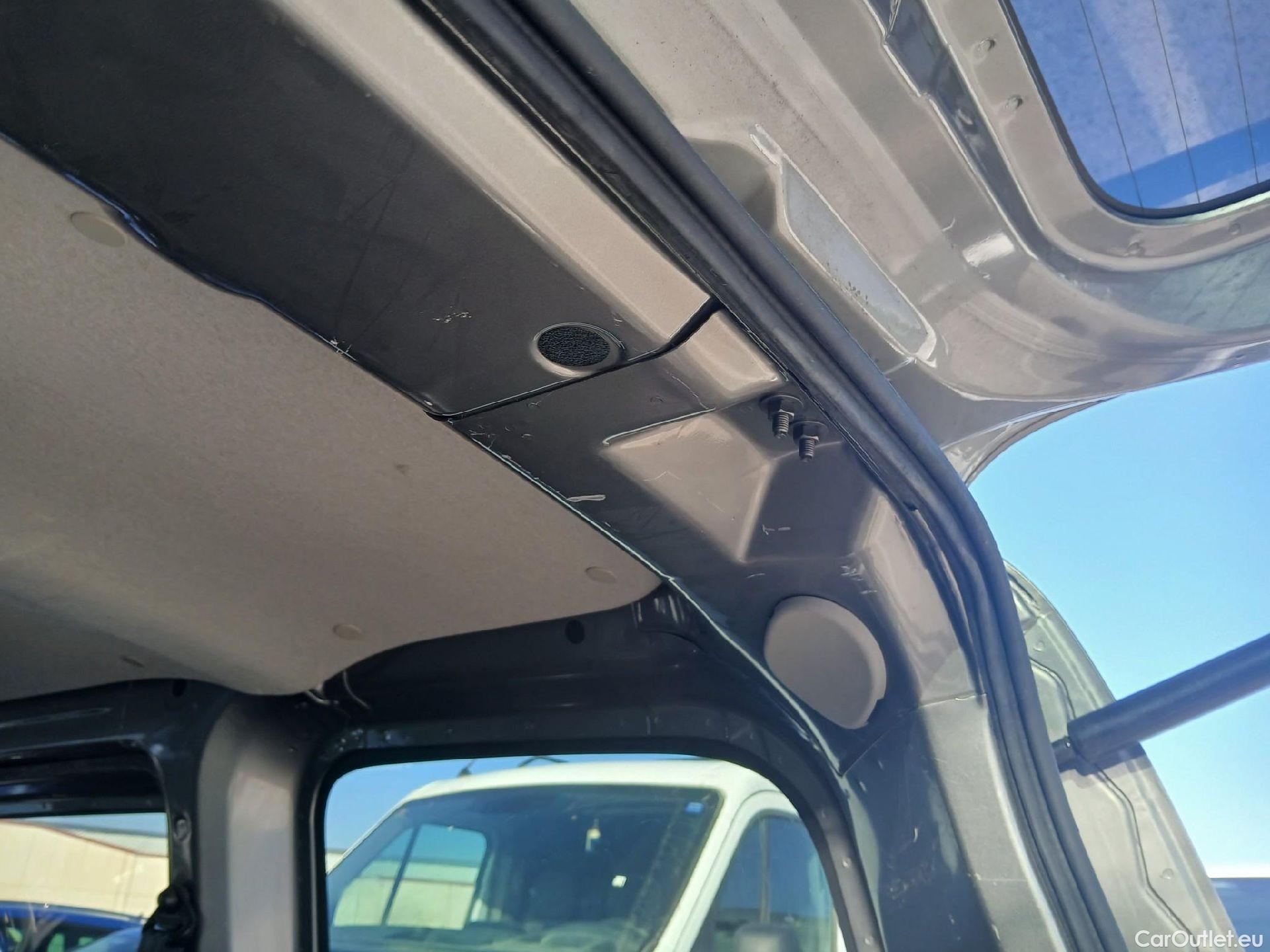  Nissan  NV200 NISSAN  / 2009 / 5P / combi Combi 5 1.5dCi 66kW (90CV) COMFORT Portó #11