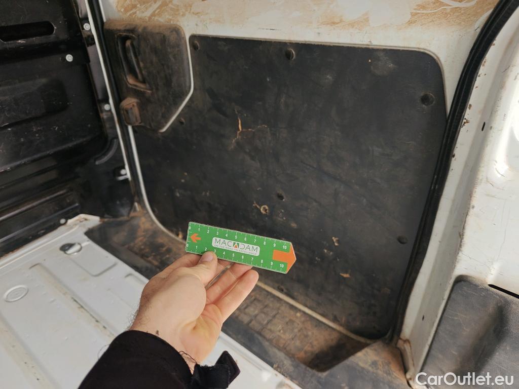  Peugeot  Expert PEUGEOT  / 2016 / 4P / furgón Furgón Premium 1.5 BlueHDi 100 Standard (AC) #42