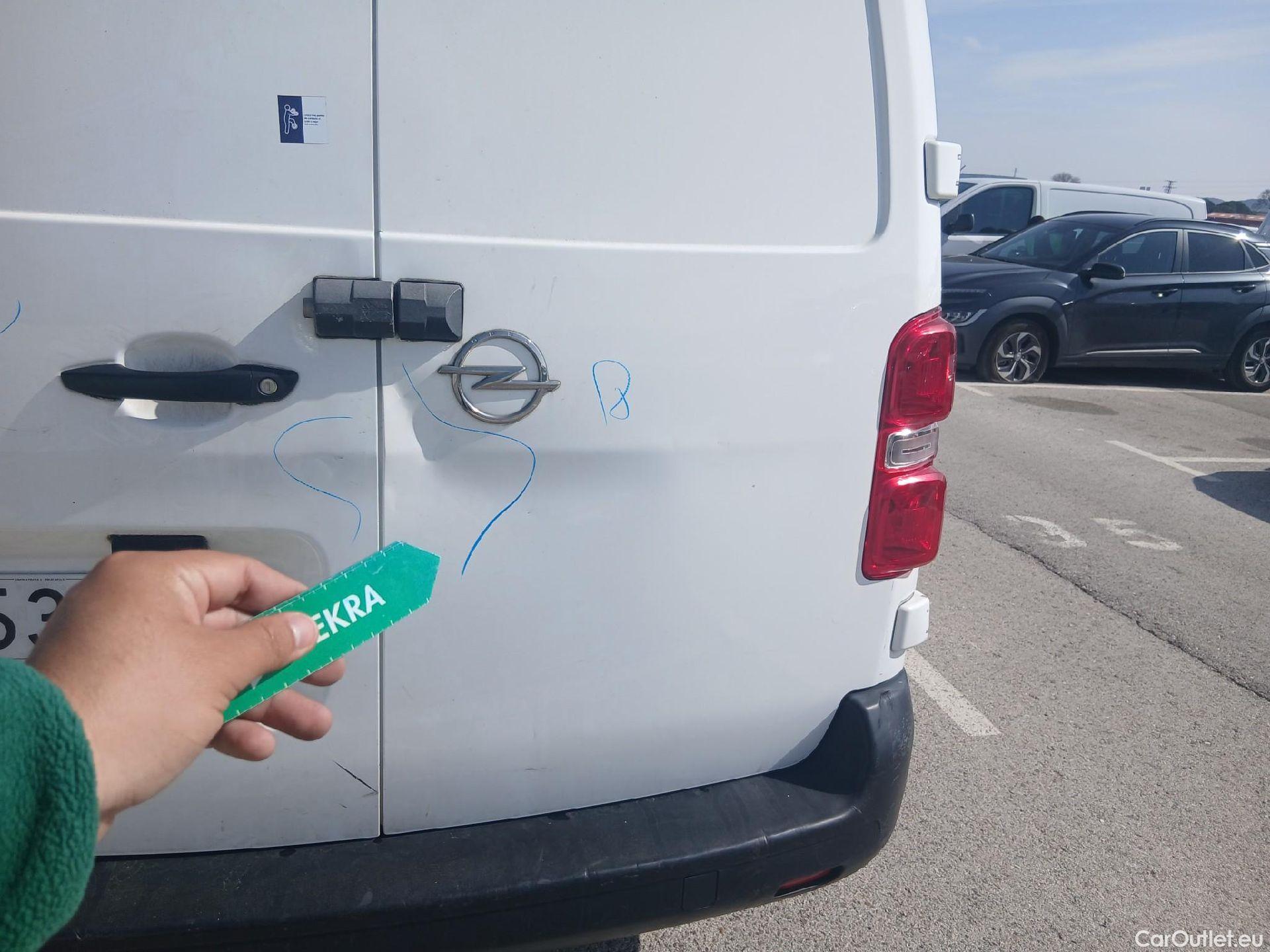  Opel  Vivaro OPEL  / 2019 / 4P / furgón 1.5 Diésel 74kW (100CV) M Std Express #35