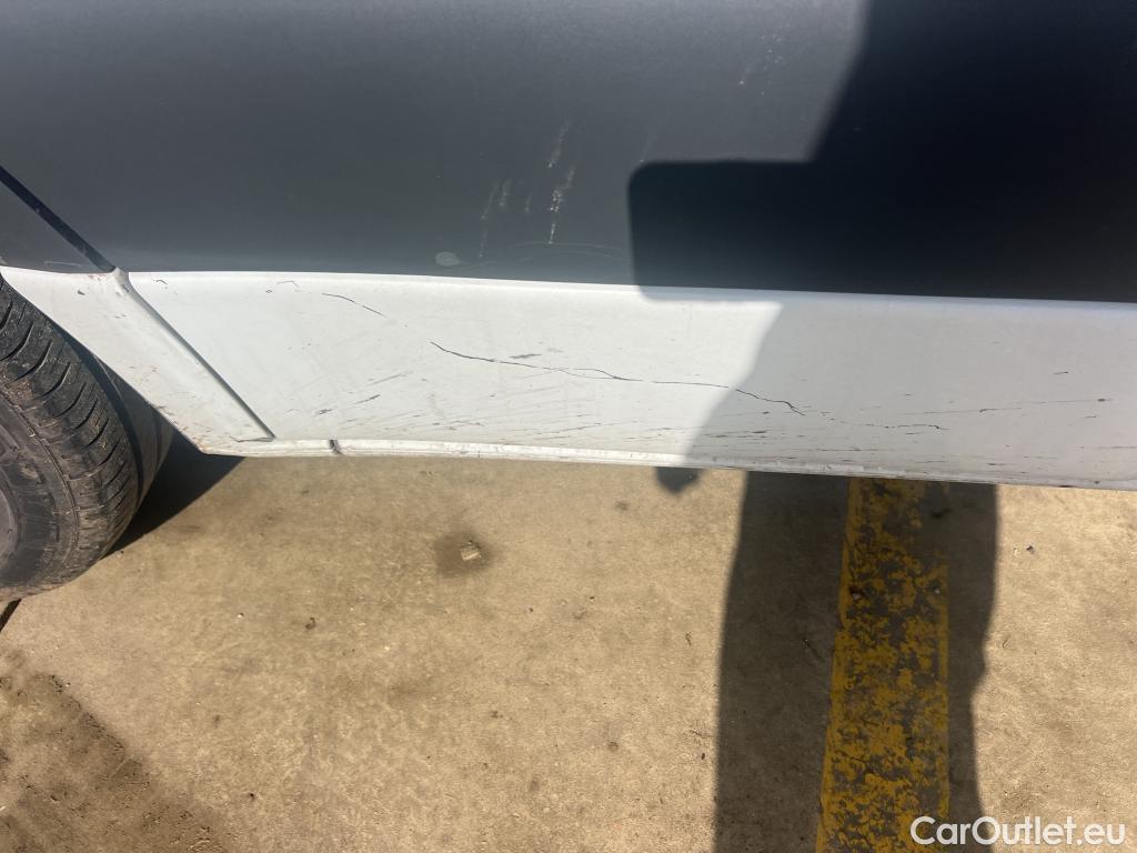  Mercedes  Sprinter MERCEDES-BENZ  / 2018 / 4P / furgón 311 CDI MEDIO 3.5T T. ALTO #21