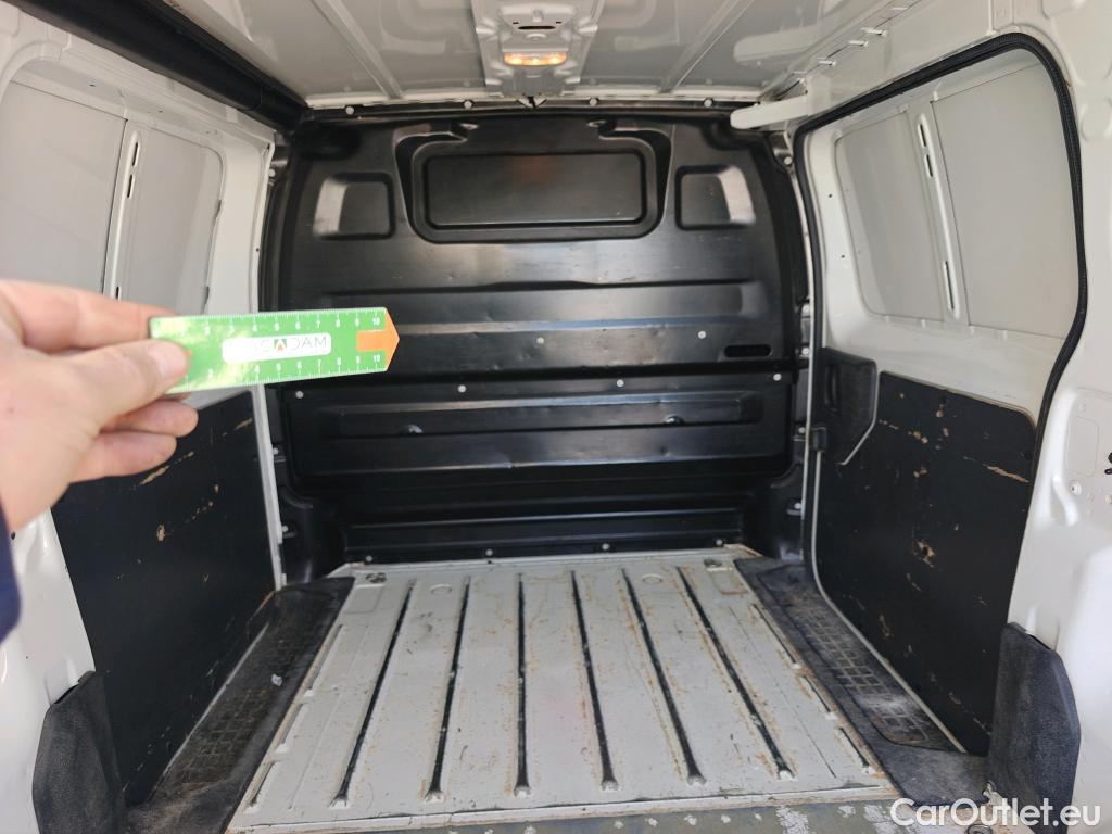  Peugeot  Expert PEUGEOT  / 2016 / 4P / furgón Furgón Pro 2.0 BlueHDi 120 S&S Standard (CX) #35