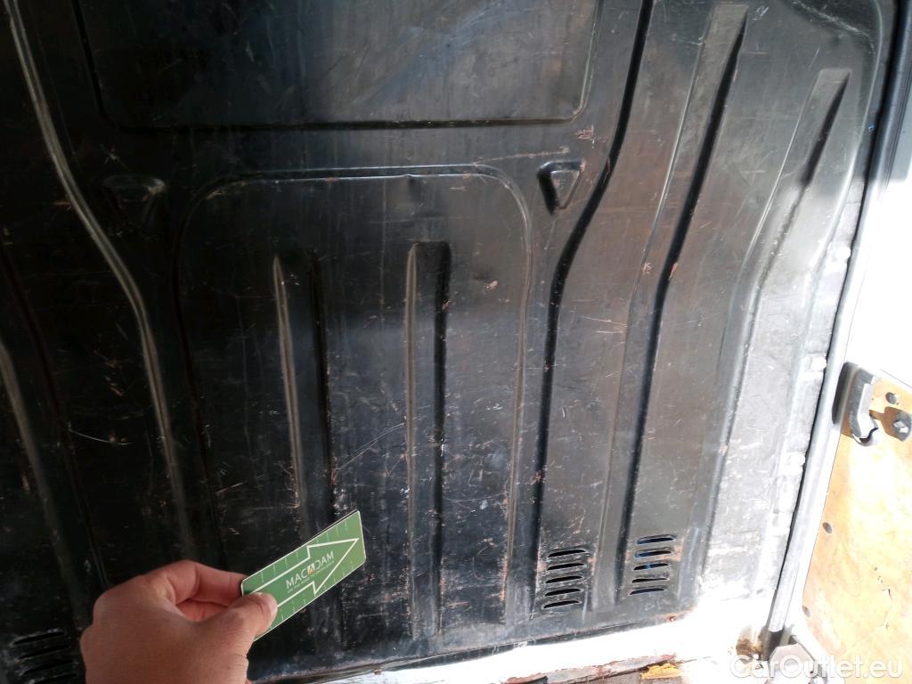  Nissan  NV400 NISSAN  / 2011 / 4P / furgón L2H2 3,5T 2.3dCi EU6 81kW FWD COMFORT #18