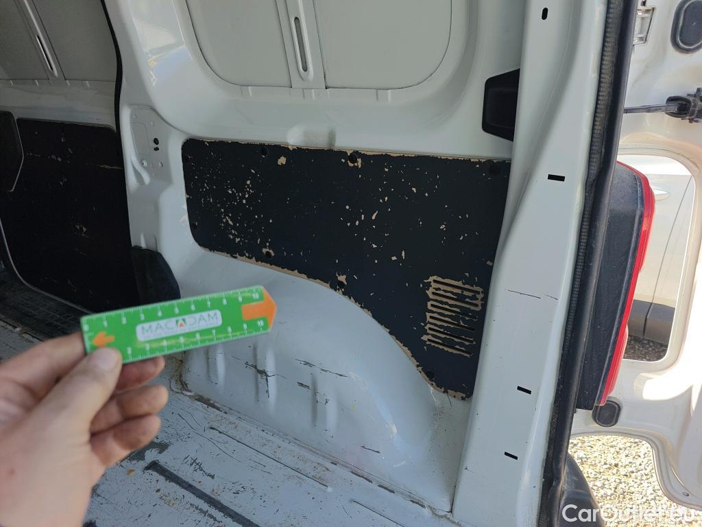  Peugeot  Expert PEUGEOT  / 2016 / 4P / furgón Furgón Pro 2.0 BlueHDi 120 S&S Standard (CX) #50