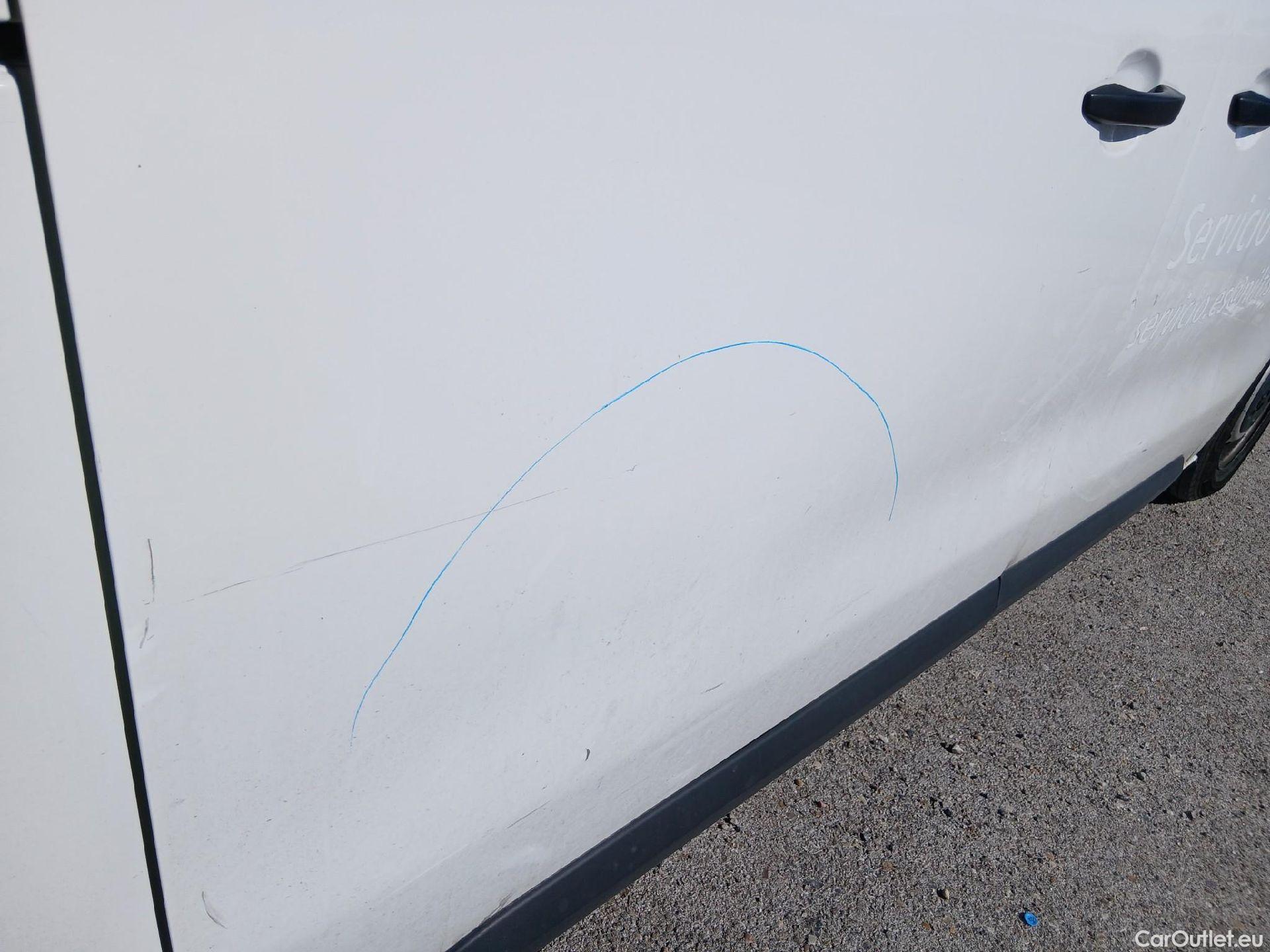  Peugeot  Expert PEUGEOT  / 2016 / 4P / furgón Furgón Premium 2.0 BlueHDi 120 Standard #22