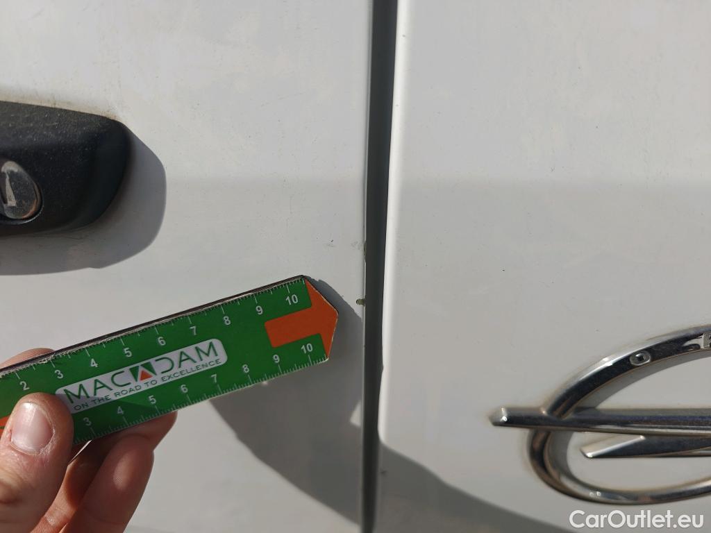  Opel  Combo OPEL  / 2018 / 3P / furgón derivado de turismo 1.5 TD 75kW (100CV) Express L H1 650kg (AC) #59