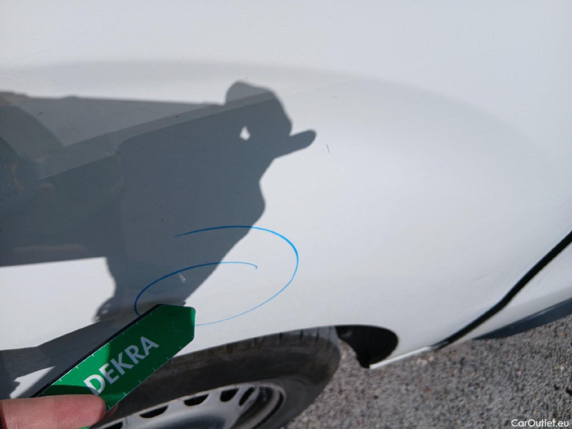  Peugeot  Expert PEUGEOT  / 2016 / 4P / furgón Furgón Premium 2.0 BlueHDi 120 Standard #20